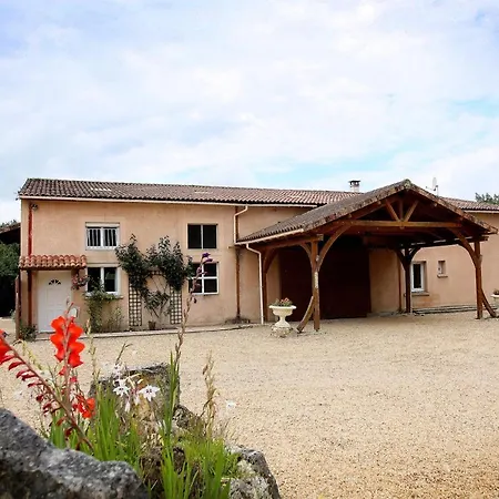 Launie Lea Apartamento *